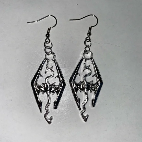 Skyrim dragon earrings sterling silver - Picture 1 of 1